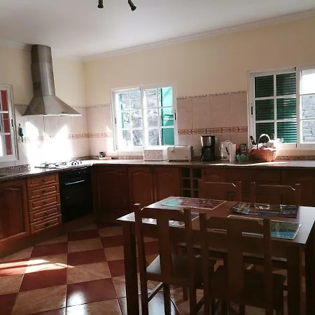 Casa Maresia- Sea View & Private Pool Понта-ду-Сол